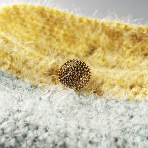Crochet Coin Purse, Yellow Green Wristlet image 8