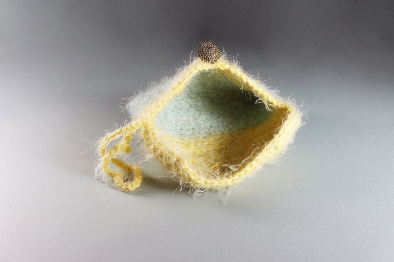 Crochet Coin Purse, Yellow Green Wristlet image 7
