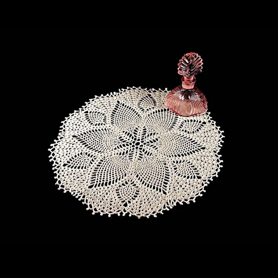 Crochet Doily, Round, 13-inch, Ecru (Natural), Crochet Mat, Crochet Lace, Fine Art Crochet, Blooming Pineapple