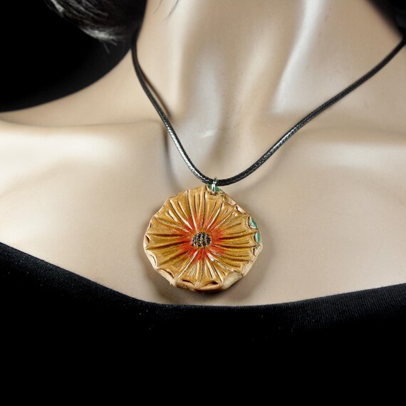 Hand Tooled Leather Flower Pendant Necklace - Hand-Painted Floral Jewelry, Unique Nature-Inspired Gift, Artisan Necklace