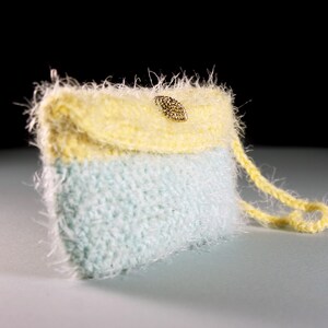 Crochet Coin Purse, Yellow Green Wristlet image 6