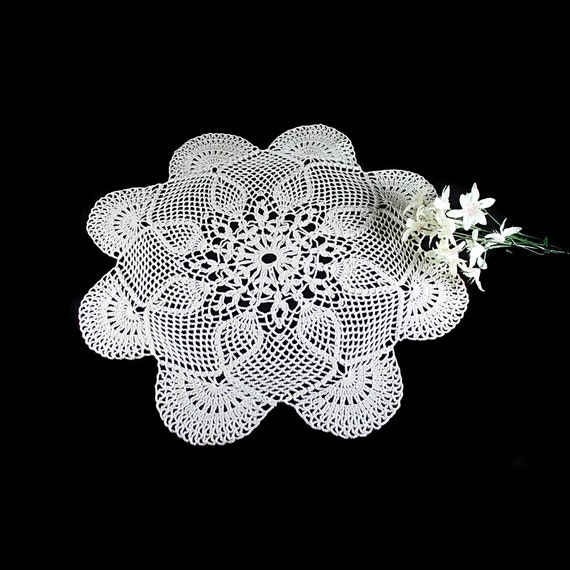 Crochet Doily, Round, 17-inch, Ecru, Crochet Mat, Crochet Lace, Fine Art Crochet, Cotton