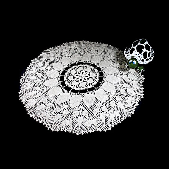 Crochet Doily, 22-inch, Ecru (Natural), Round, Crochet Mat, Crochet Lace, Table Decor