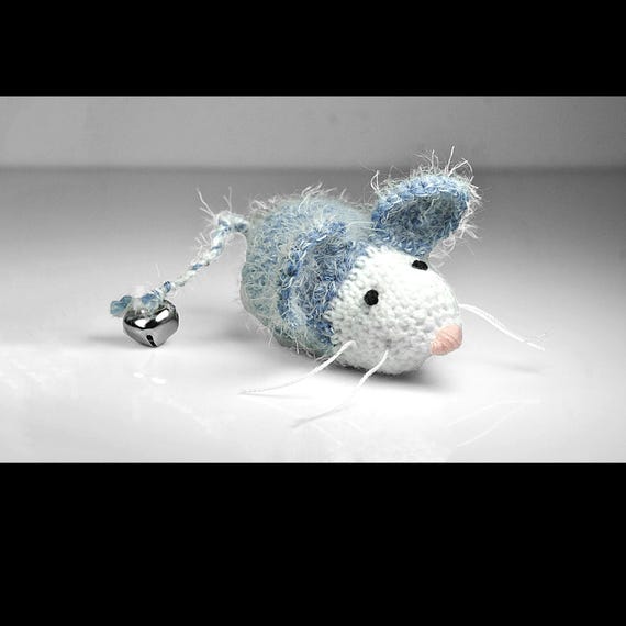 Handmade Crochet Catnip Mouse Toy – Blue and White Fuzzy Cat Toy with Bell