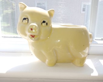 Maceta de cerámica vintage con forma de cerdo amarillo