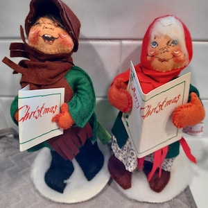 Vintage Annalee Christmas Caroler Dolls Set of two