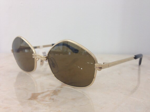 VINTAGE New Old Stock 1960's Unisex Gold Metal Pe… - image 1