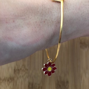 Kathryns creations red flower bracelet image 2
