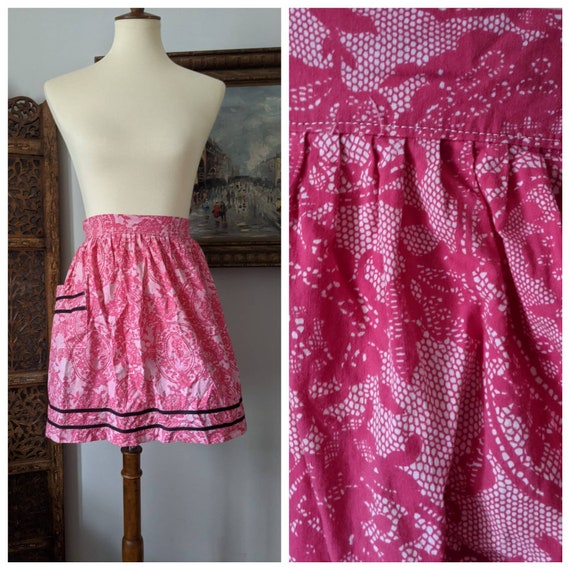Vintage Apron, Half Apron, Pink Apron, Kitchen Apron, Vintage Kitchen, Cooking Apron, Floral Apron, Apron with Pocket, Pink Lace Apron