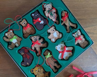 Vintage Wood Ornaments, Christmas Ornaments,  Bear Ornaments, Teddy Bears, Teddy Bear Ornaments, Vintage Ornament, Wood Ornament, Vintage