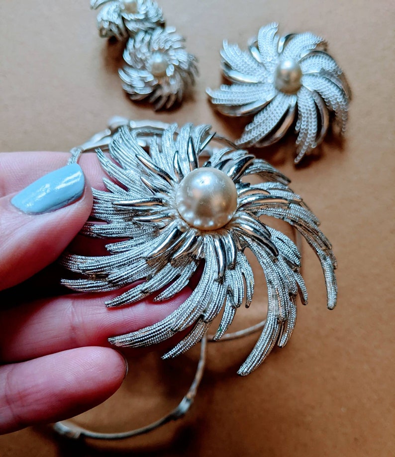Vintage Jewelry, Sarah Coventry, Sarah Coventry brooch, Brooch, Pin, Earrings, Clip Ons, Vintage Brooch, Coventry, Vintage Earrings, Vintage image 2