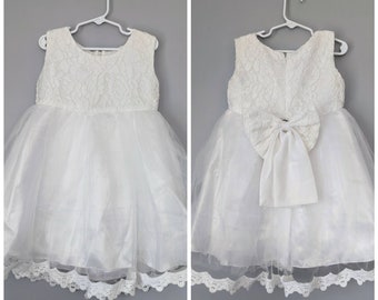White Dress, Size 5, Kids Wedding Dress, Wedding Dress Costume, First Communion Dress, Easter Dress, Flower Girl Dress, Fancy Dress, Vintage