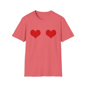 Heart Love Unisex Softstyle T-Shirt, Casual Wear, Valentine&#39;s Day Gift, Cute Graphic Tee, Everyday Top, Heart Print Shirt