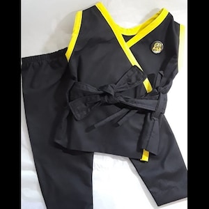 kobra kia, karate, karate kid, karate outfit, baby, baby boy, handmade, photo prop, photography, baby photography, costume, birthday outfit