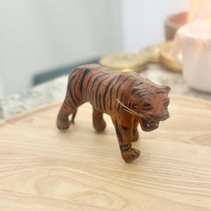 Vintage Leather-Wrapped Paper Mâché Tiger – Handcrafted Jungle Cat Figurine