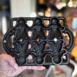 ジョン・ライト　John Wright クッキー型　アンティーク John Wright Cast Iron Gingerbread Mold - Etsy
