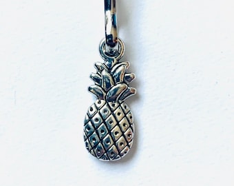 Antique Silver Pineapple Zipper Pull Charm: Purse & Backpack Clip