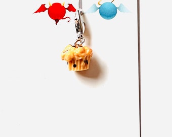 Muffin Zipper Charm: 3D Food Resin Clip-On Pull