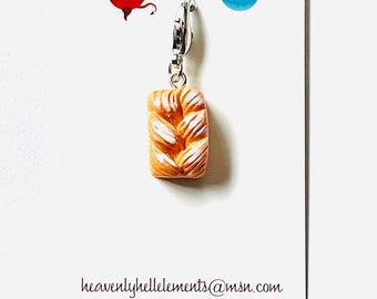 Bread Zipper Charm: 3D Food Resin Clip-on Pull
