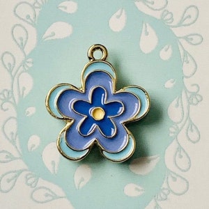 Blue flower Needle minder Enamel magnetic needle minder magnetic for cross stitch or embroidery flower thread keeper