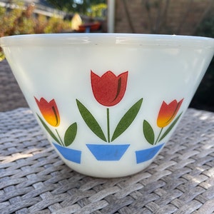 Vintage Fire king tulip patttern bowl