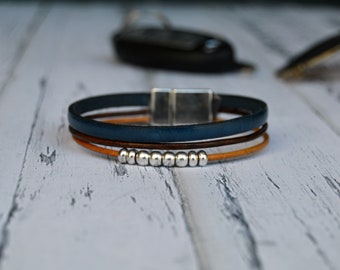 Mehrschichtiges Armband für Männer, Dünnes Lederarmband für Männer, Armband mit Magnetverschluss, Männerschmuck, Geburtstagsgeschenk  Freund