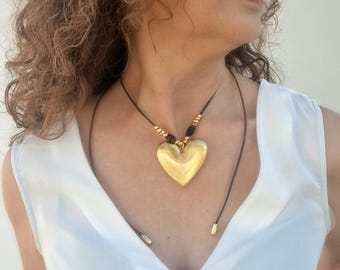 Dikke gouden hartketting: leren koord, verstelbare hanger