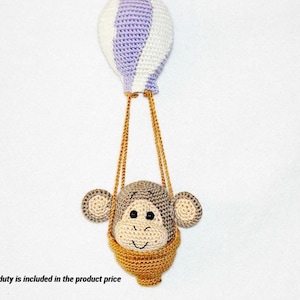 Móvil personalizado de mono de ganchillo, regalo de mono, cuna de mono, decoración de guardería, mono amigurumi, juguete, regalo de baby shower, globo aerostático, móvil colgante para bebé.