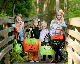 Halloween tote bags / Personalized Halloween totes / Trick or treat tote bags