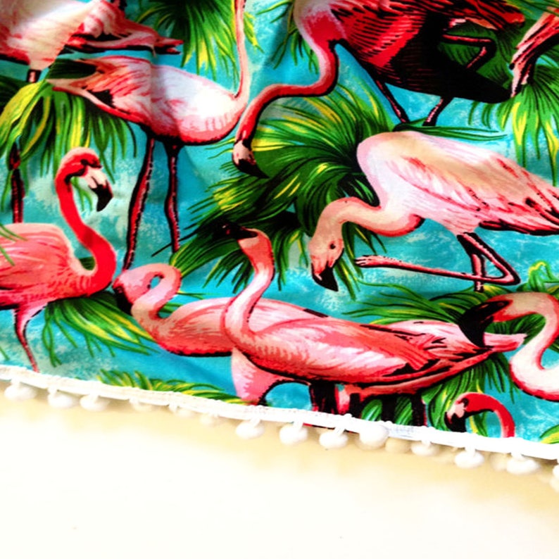 Green Retro Flamingo Print Pom Pom Shorts image 3