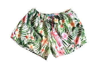 Pastel Tropical Leaf Print Basic Shorts