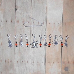 Halloween Stitch Markers // Fall Themed Knitting Markers // Ghost, Owl, Spider, Witch, Pumpkin, Sugar Skull Charms // Knit Crochet Yarn