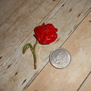 Long Stem Red Rose Needleminder // Glittery Red Flower Needle Minder // Floral Needle Nanny // Cross Stitch Needle Keeper