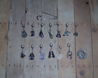Baking Crochet Stitch Markers // Cooking Progress Keepers // Baker Journal Charms // Cookie Planner Clips // Cake // Pie // Pastries