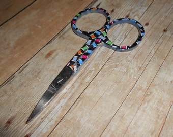 Embroidery Scissors // Cross Stitch Scissors // 3.75 inch Sewing Scissors // Scissors with Spool Design // Designer Scissors // Thread Snip