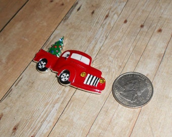 Vintage Truck With Christmas Tree Needleminder // Old Fashioned Needle Minder // Studebaker X-Mas Needle Nanny // X-Stitch Needle Keeper