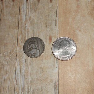 NSFW // ADULT // MATURE // Naked Woman Needleminder // Woman on All