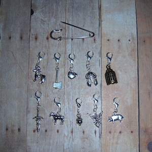 Willow Crochet Stitch Markers // 80's Movie Progress Keepers // Madmartigan // Journal Clips // Planner Charms // Meegosh // Ufgood