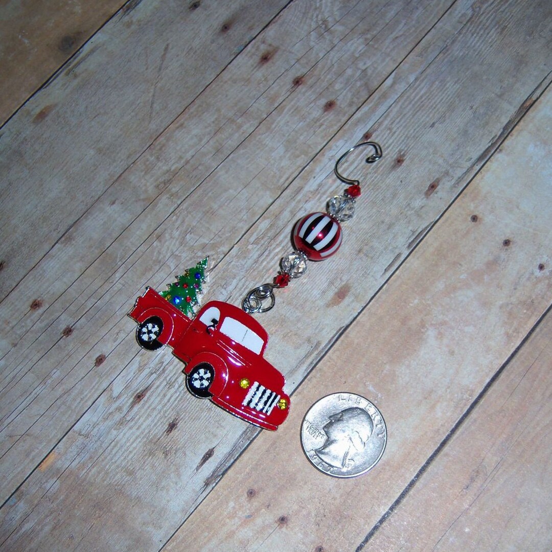 Old Fashioned Christmas Tree Truck Ornament // Retro Christmas Ornie
