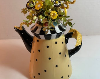 Vintage ME Button Bouquet/ Tea Pot-Country-Rustic-Shabby Cottage Chic Farmhouse Home Decor