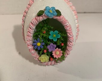 Easter Vintage Button Bouquet/sugar egg-Spring Country Rustic Primitive Home Decor