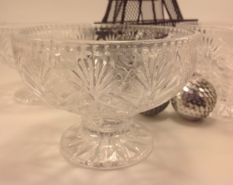 set of 4 vintage heavy clear cut crystal footed dessert berry bowls stylized flower and star design