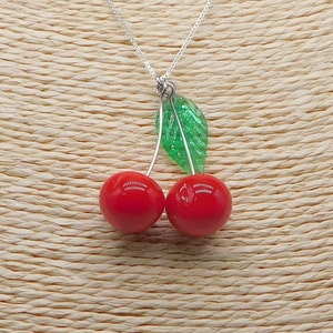 Collana Ciliegie en Vetro di Murano, Gioielli in vetro, Ciondolo in ciliegio in vetro, Argento Sterling, Made in Italy, bacche di vetro