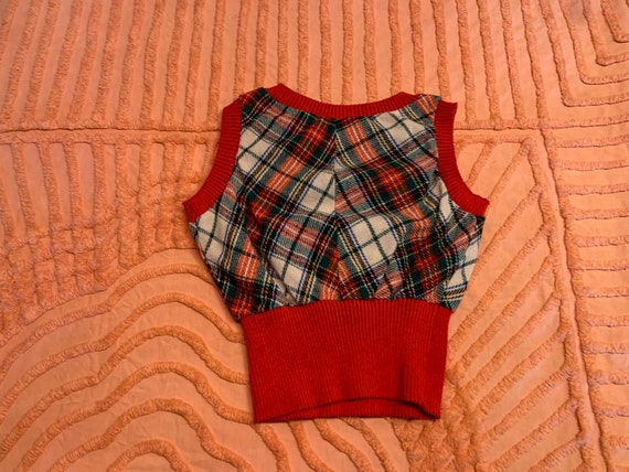 Vintage sweater vest - image 4