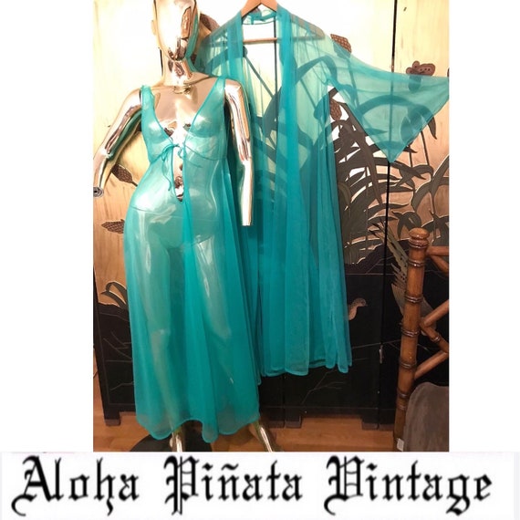 Vintage Nightgown Peignoir Set