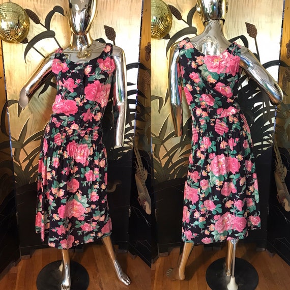 Vintage Floral Dress - image 1