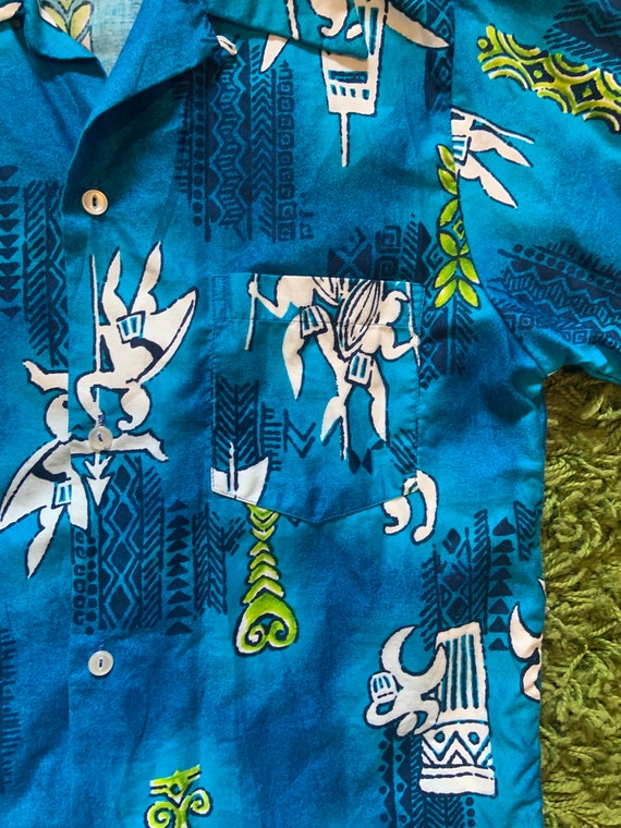 Vintage Hawaiian tiki Shirt by Hukilau - image 4