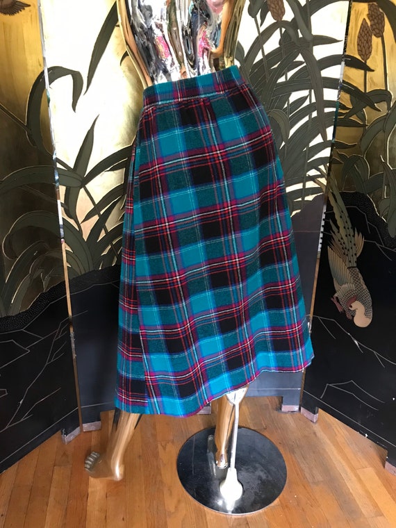 Vintage Plaid Skirt - image 3