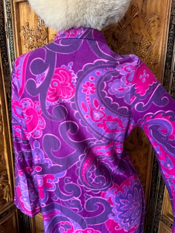 Vintage 70s Purple paisley zip front Housedress c… - image 5