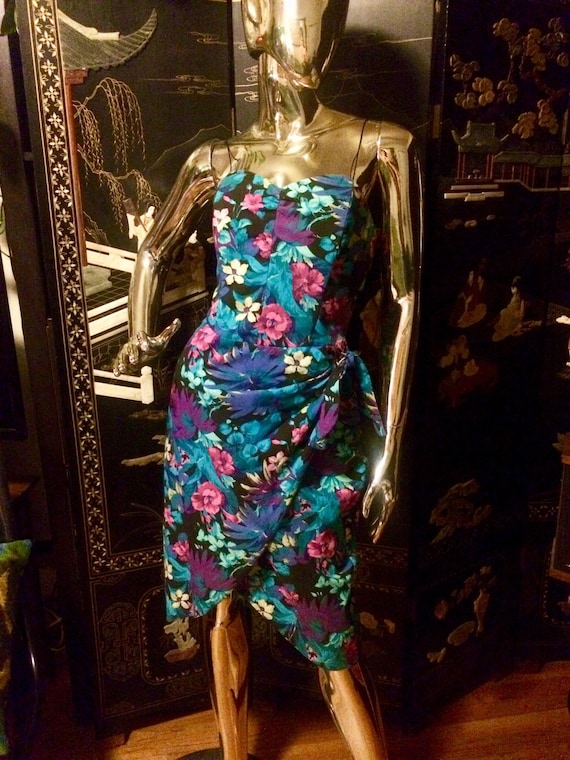 vintage hawaiian sarong dress